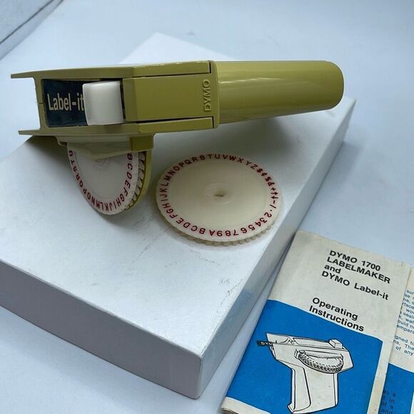 Vintage 1967 DYMO 1700 LABELMAKER. - Picture 2 of 11